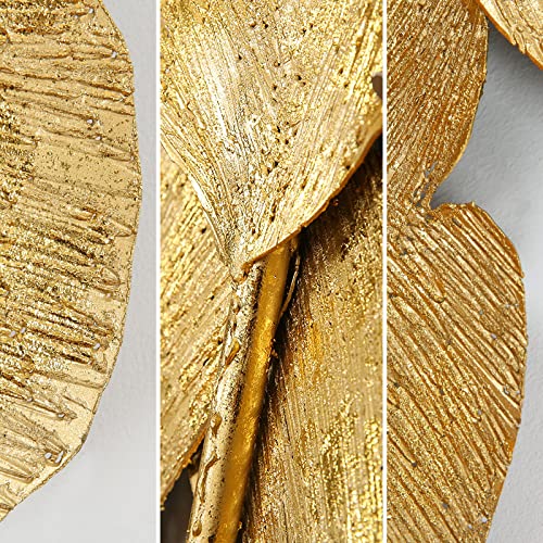 Elegante Wanddekoration mit goldenen Ginkgoblättern