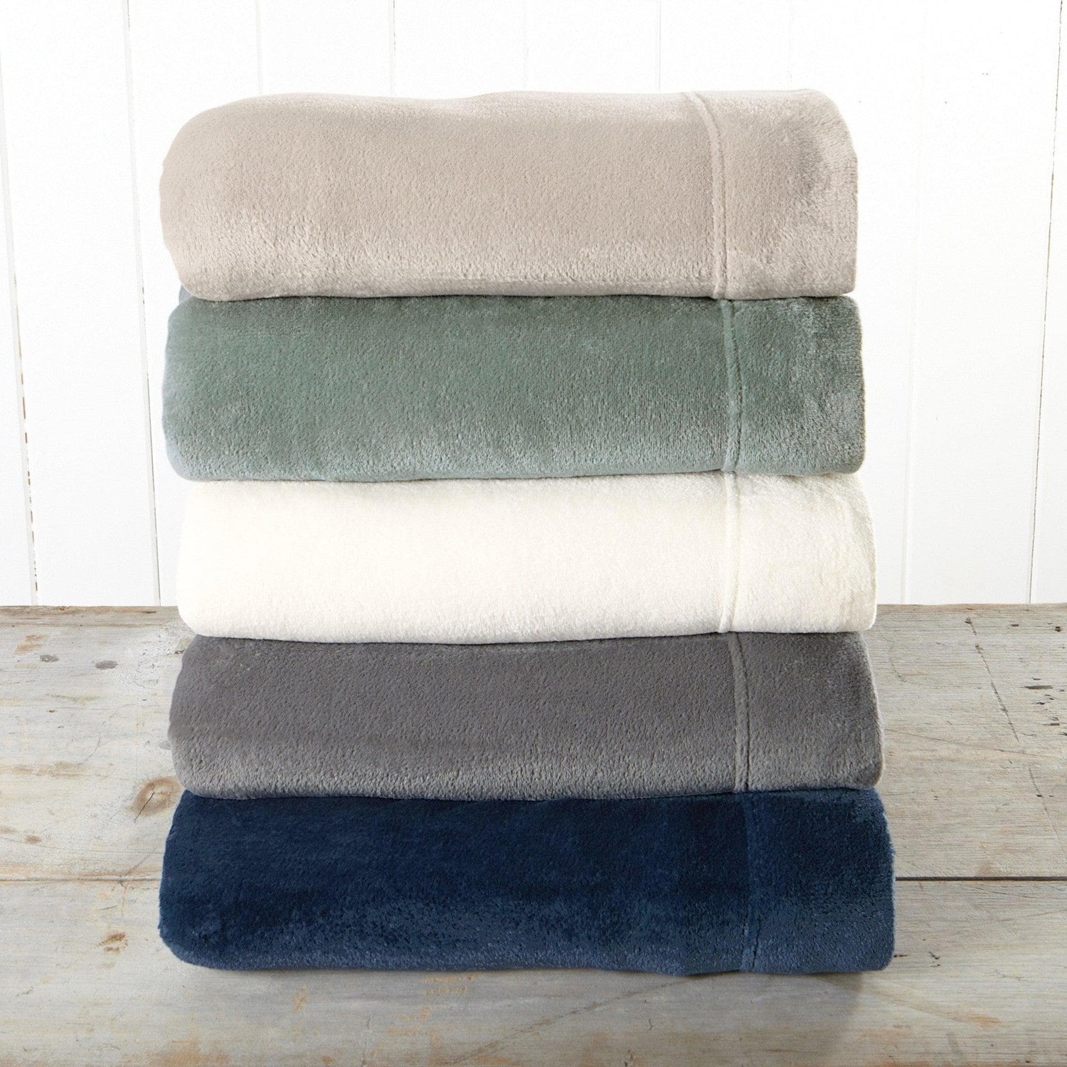Solid Plush Sheet - Velvet Luxe Collection